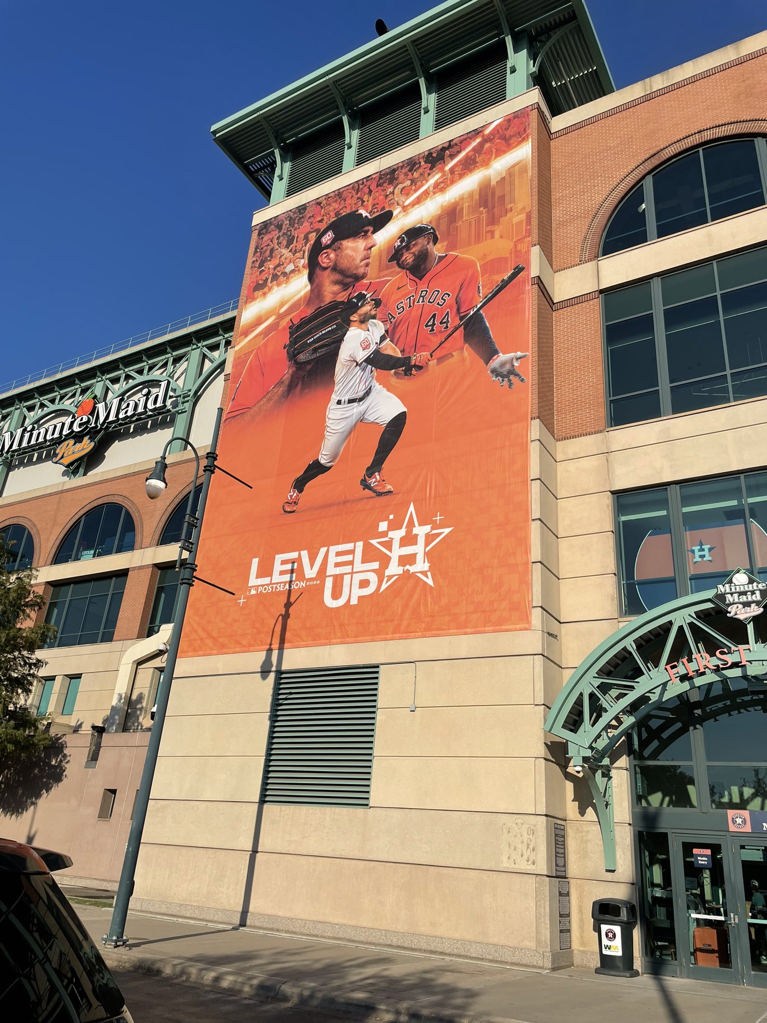 minute maid park sign