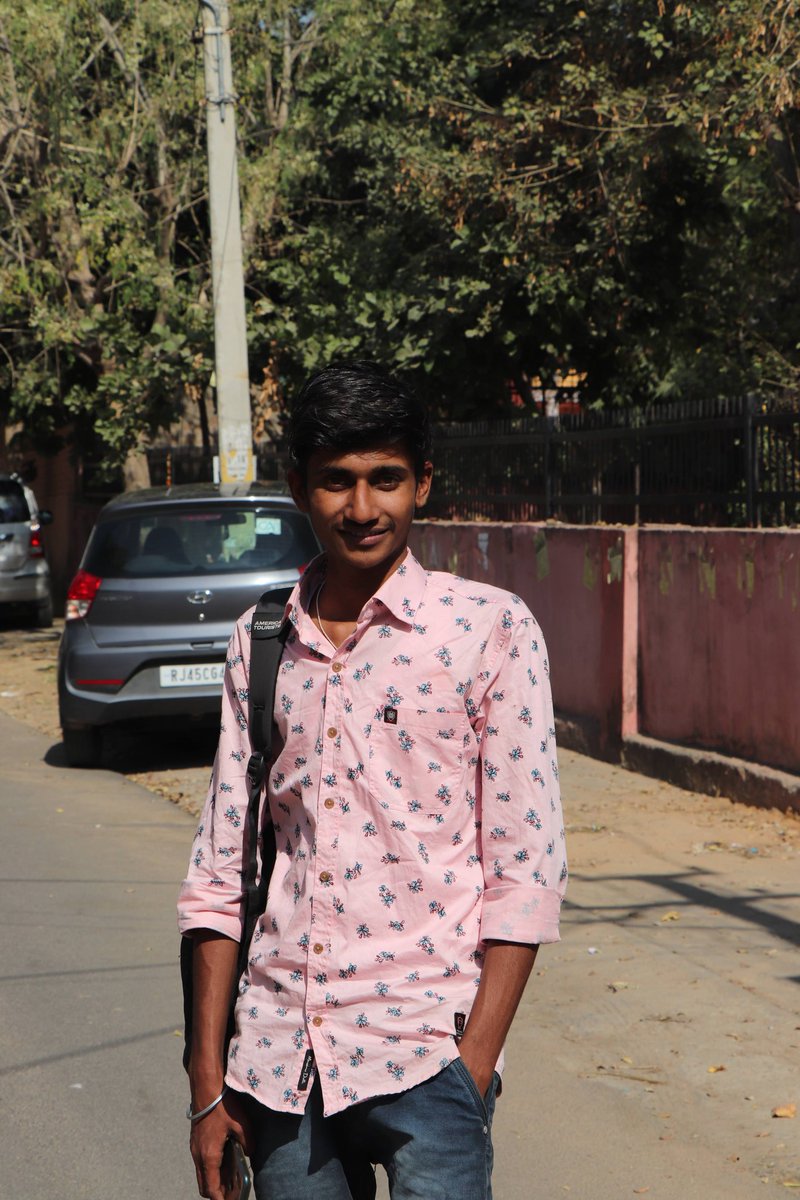Kamaljaisalmerr's tweet photo. गिरो आँसू की एक बूँद की तरह
किसी के दुःख में।

~ नरेश सक्सेना

@Devsajaislmer @Kr_solanki_11 https://t.co/NUcqrJhmjK
