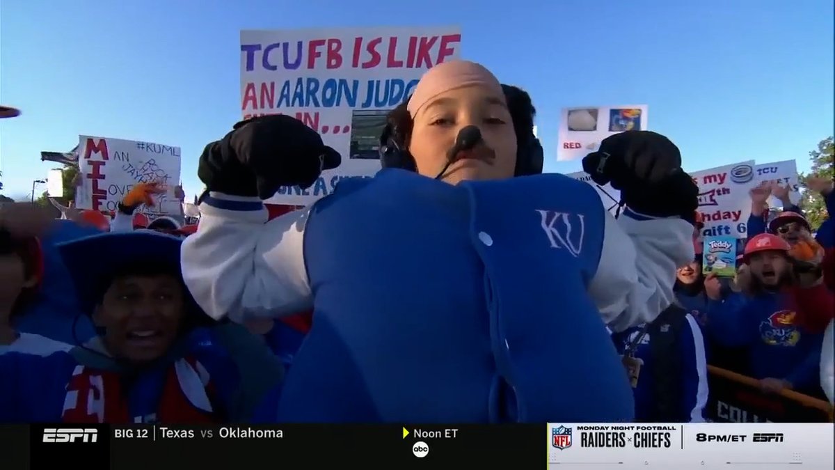 KU_Football's tweet photo. Oh my goodness 10/10 😂 https://t.co/YGsdamNXIS