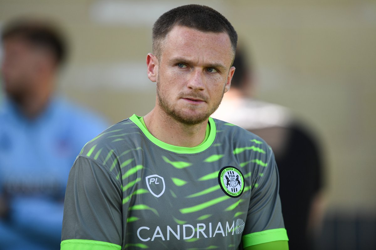 FGRFC_Official's tweet photo. Want a chance to win a signed @candriam warm-up shirt? 

Just retweet this post and give them a follow 🙌

#WeAreFGR 💚 https://t.co/O1YZNTfmEb