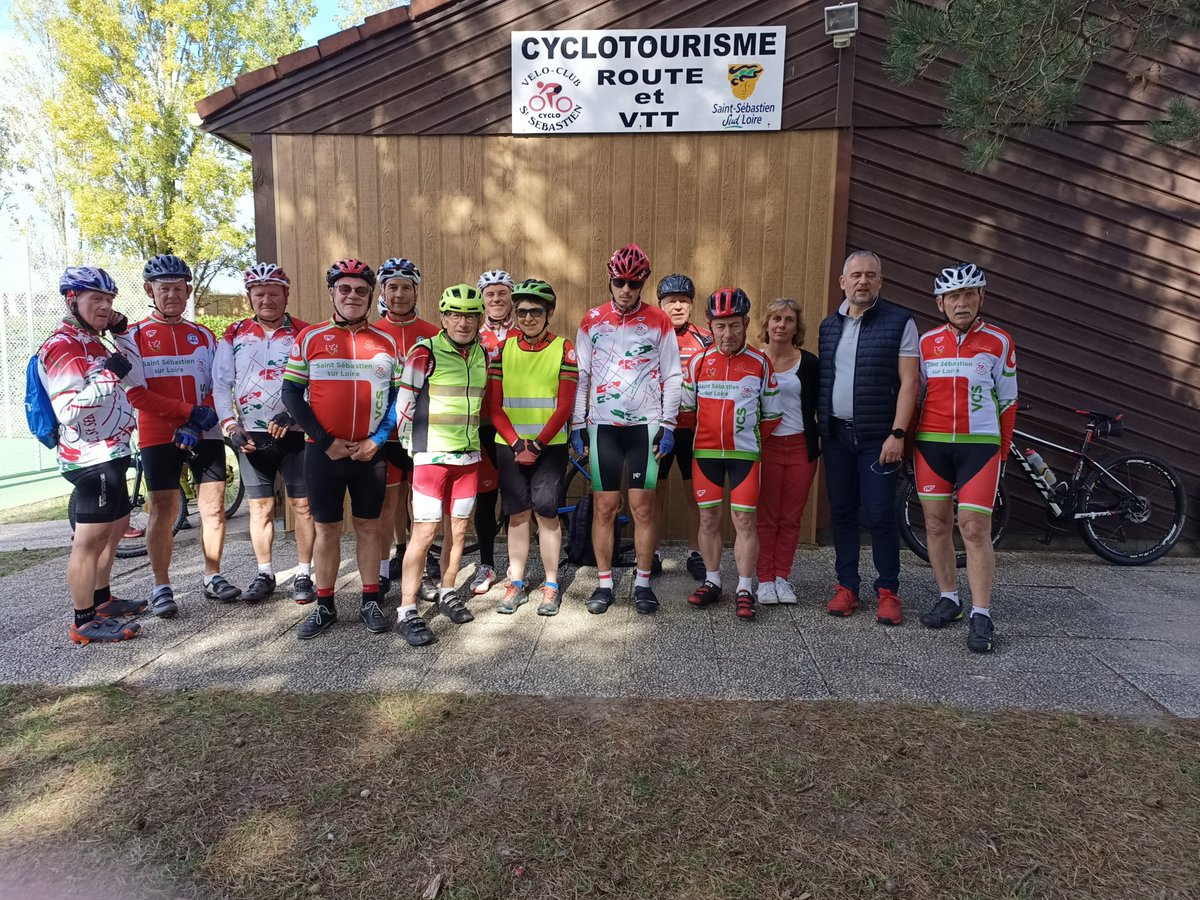 Frionjeff's tweet photo. Sortie vélo loisir avec le Vélo Club de st Sébastien. 27kms . AGRR donne 1 € du kms a l'institue PASTEUR https://t.co/sQTjZdsQzp