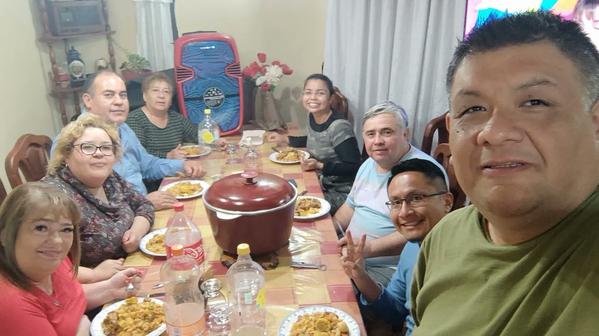 bullyingperu's tweet photo. Gracias Aldo y Macarena por habernos hecho sentir en familia. Estamos felices de haberlos conocido en persona junto a su hermosa familia. #CICSTEP #Argentina #Embajadora #NuestraCasa https://t.co/EK5SRr6q6O
