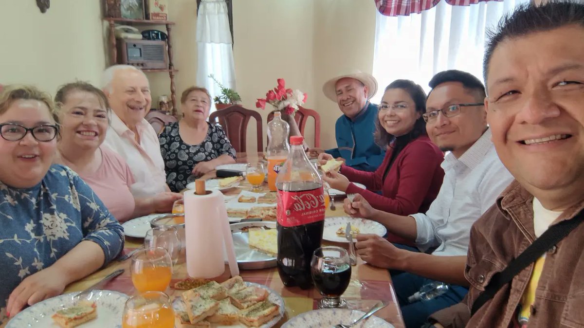 bullyingperu's tweet photo. Gracias Aldo y Macarena por habernos hecho sentir en familia. Estamos felices de haberlos conocido en persona junto a su hermosa familia. #CICSTEP #Argentina #Embajadora #NuestraCasa https://t.co/EK5SRr6q6O