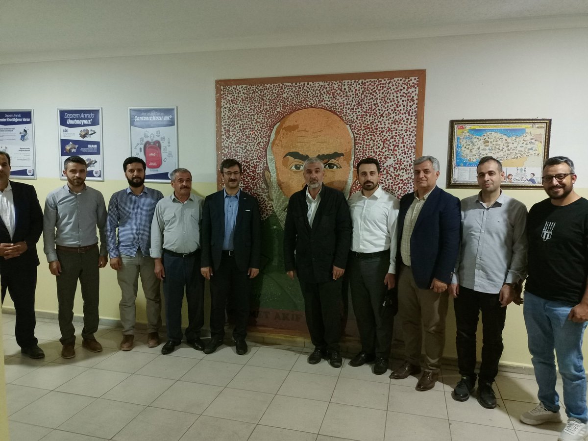 Okulumuz Yurdunda Aralarında Cihannüma İl Başkanı ve Genç-memur-Sen il Başkanın da olduğu birbirinden kıymetli misafirler ile Mevlid-i Nebi Programını gerçekleştirdik.
<a href="/ZihniCap/">zihni çapın</a> 
<a href="/ErcanDoglu/">Ercan DERVİŞOĞLU</a>