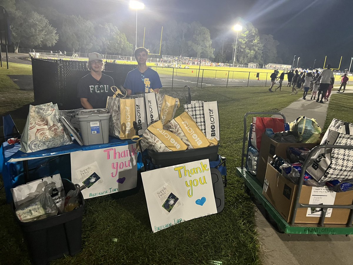 Thank you to everyone from CRHS and LHS as well as some great community members last night for donating the Hurricane Ian Relief Supplies. 💙💛