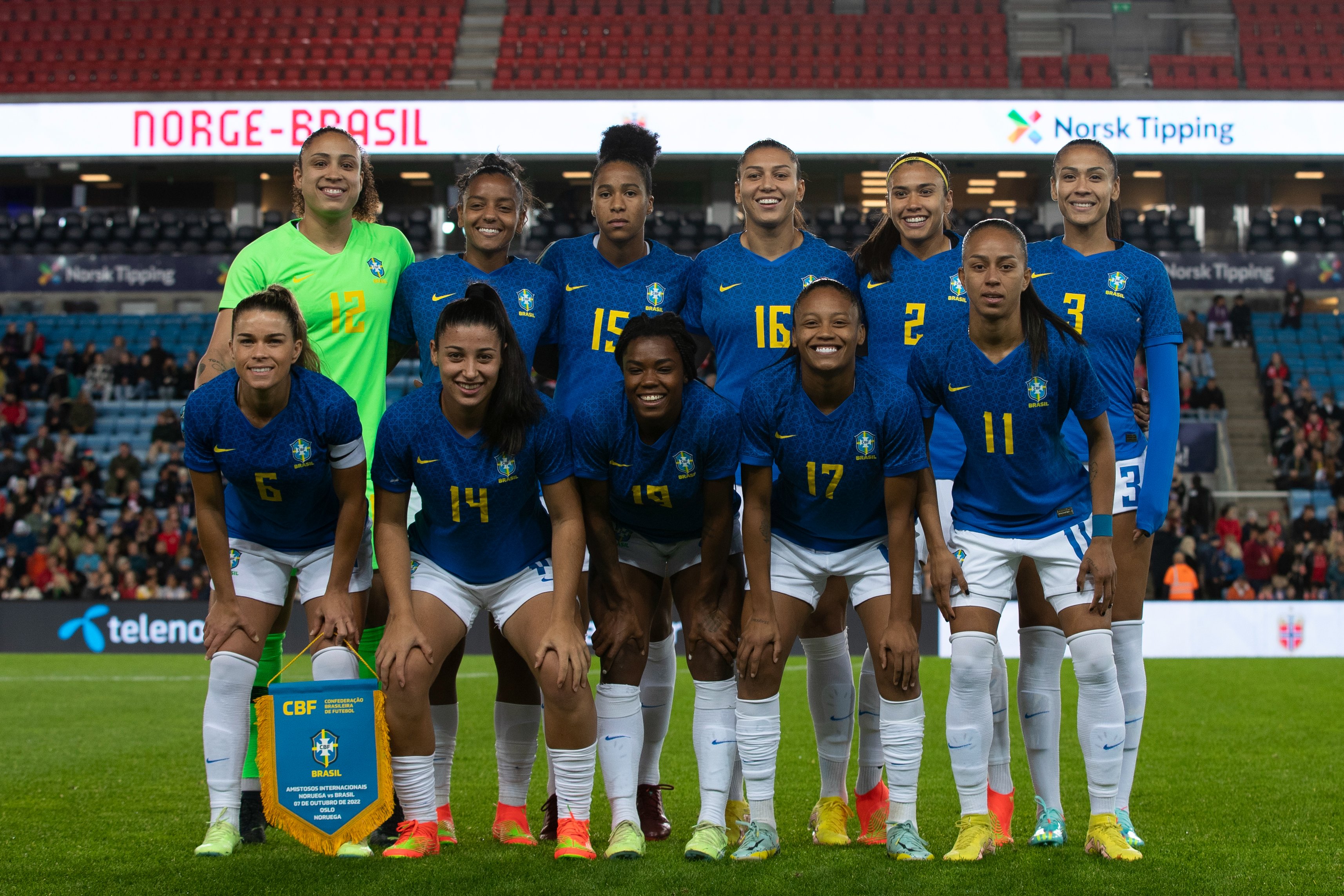 Seleção Feminina de Futebol on X: Hoje tem #GuerreirasDoBrasil em