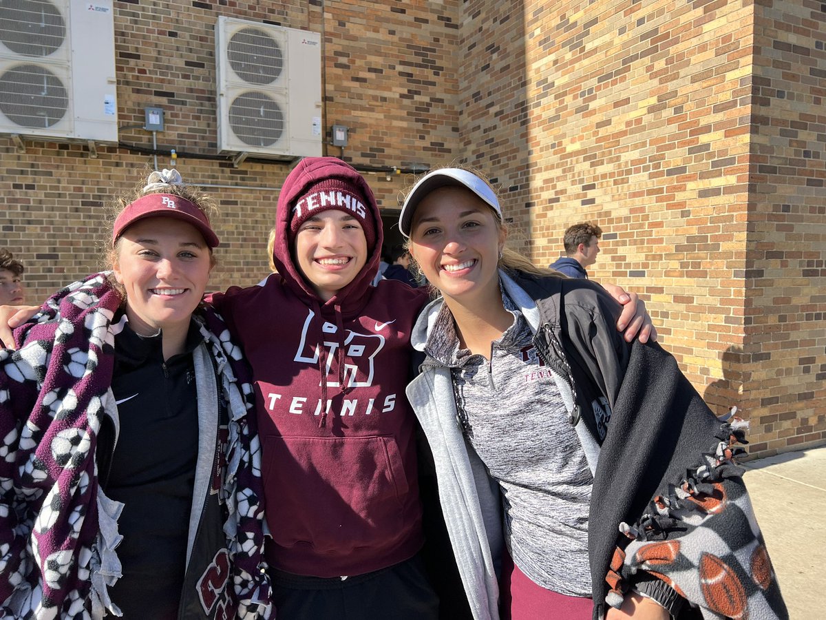 #Wolvesstrong <a href="/RidgeSuperfans/">PR Superfans 2018</a> <a href="/PrairieRidgeHS/">Prairie Ridge H.S.</a>