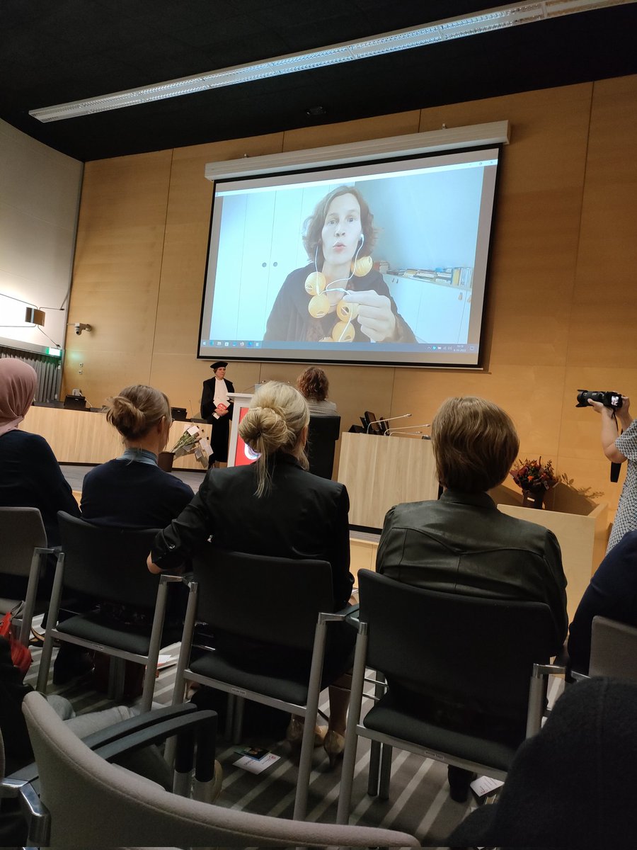 @LiesbethBaartman feliciteert Natalie de Beer