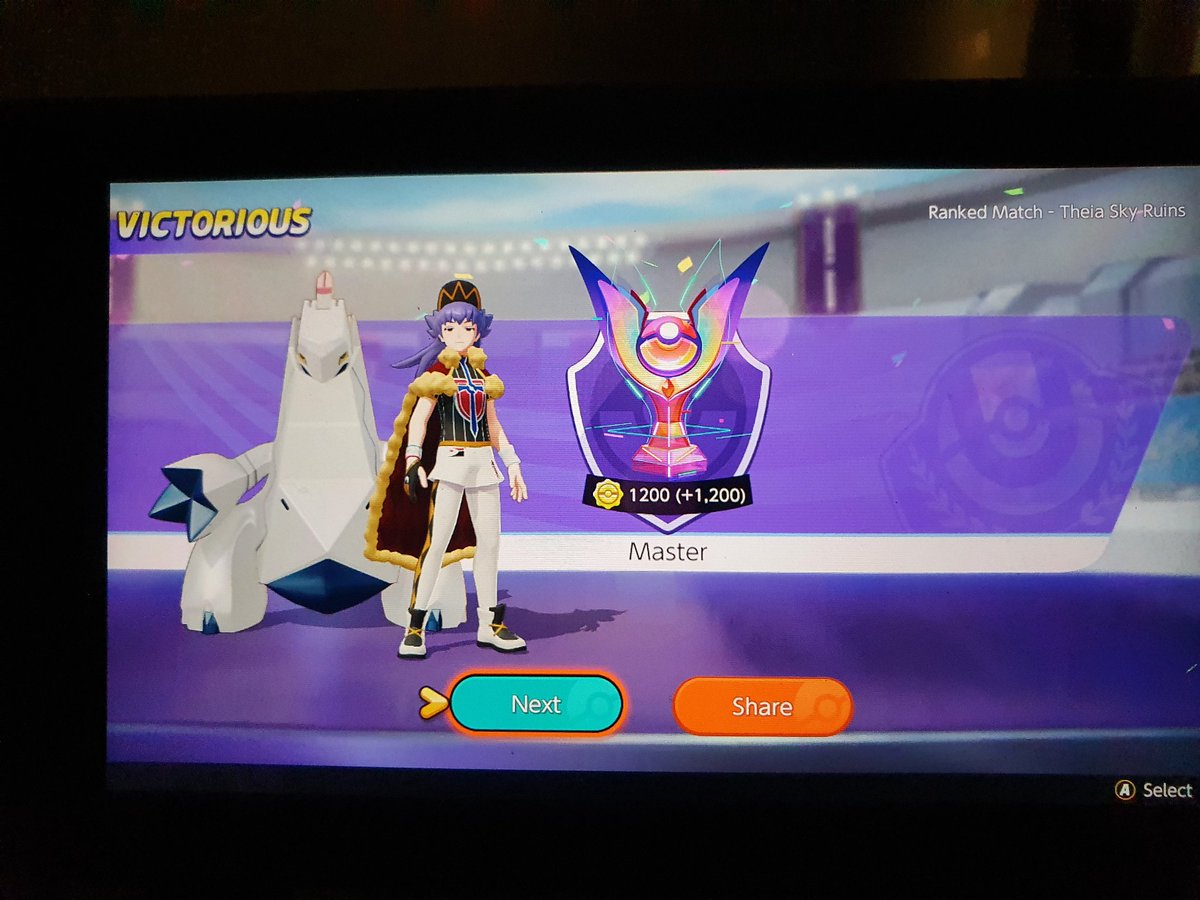 Akhirnya dengan bimbingan supervisor saya @ddwinandha dan @digadely, saya berhasil menyelesaikan sidang akhir dan mendapat gelar Master.