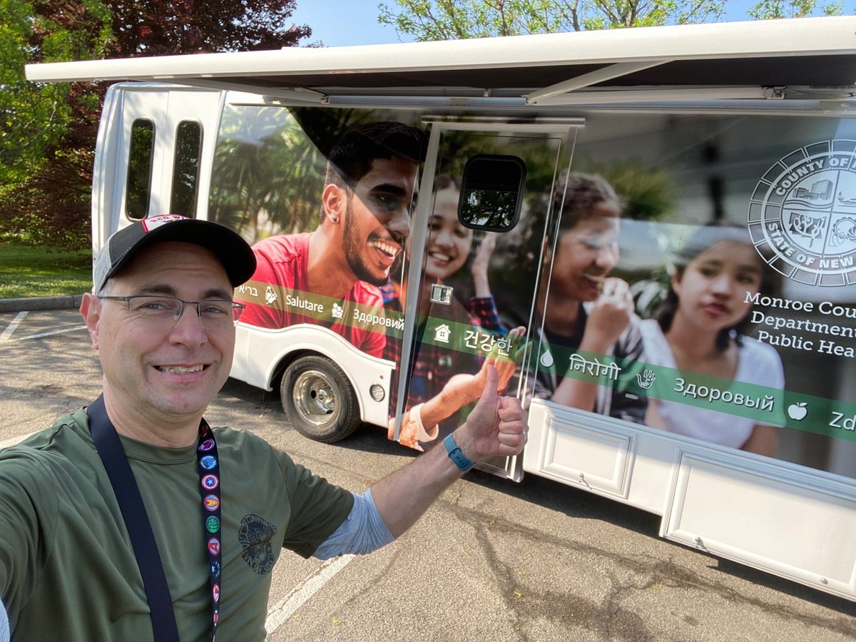 DrSteveCook's tweet photo. The #COVID19 #BivalentBooster vaccine is available through Monroe County Dept of Health. Get an appointment https://t.co/4z095K3Wqj @CommonGroundH @CommPlaceGR @realmalikevans @1039WDKX @WXXIrochester @NorthWinton @RCSDParents @FamilyVoices @UR_HMD @news10nbc @News_8 https://t.co/3ReKKtiptR
