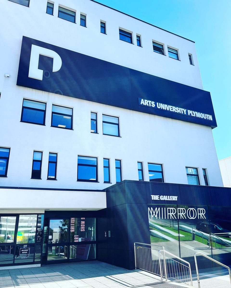 Very exciting to see our brand new signs confirming our university status and renewed place in Plymouth’s creative landscape! 

#Plymouth #artsuniversityplymouth #artschool #costumeproduction #costumeproductionaup #university #uni #costume