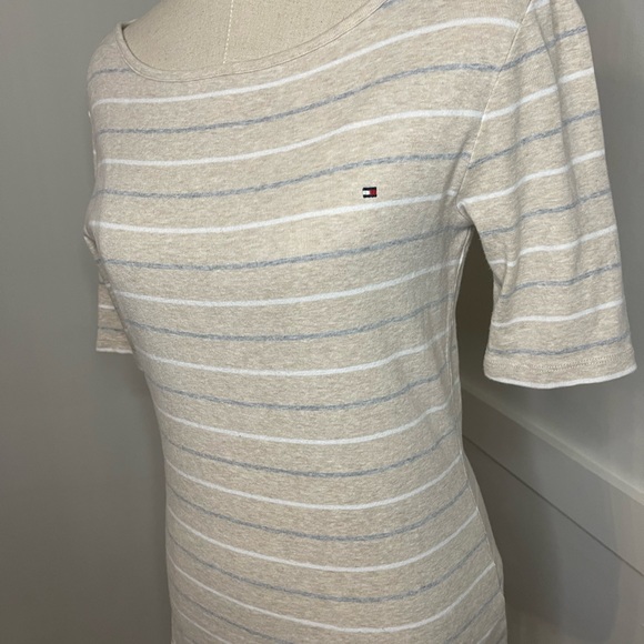 Kkatacara's tweet photo. So good I had to share! Check out all the items I'm loving on @Poshmarkapp from @pineappleboss25 #poshmark #fashion #style #shopmycloset #fadedglory #express #tommyhilfiger: https://t.co/r8sGninI5Q https://t.co/4K8SaSbtJg