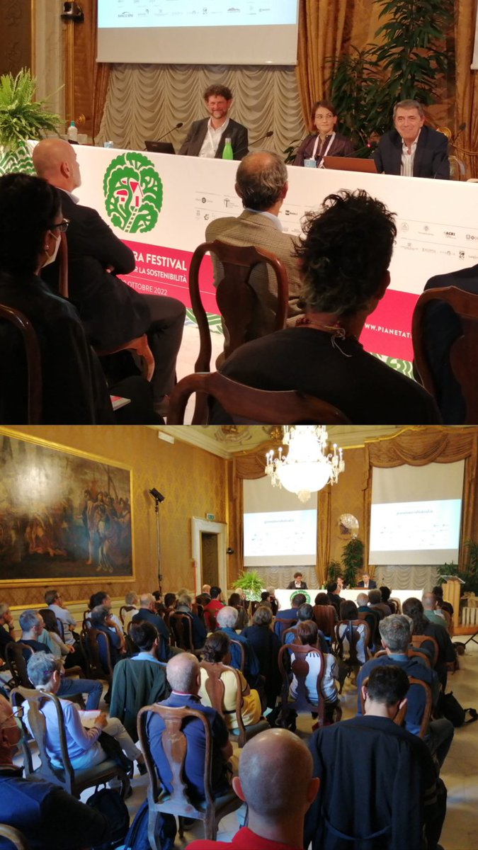 pianetaterraptf's tweet photo. @NivesDellaValle con Marco Raugi e Edoardo Vigna alla scoperta delle comunità energetiche al #prf22
#rivoluzionesostenibile @editorilaterza @ConfindToscNord @fcrlu https://t.co/mciHP5z71r