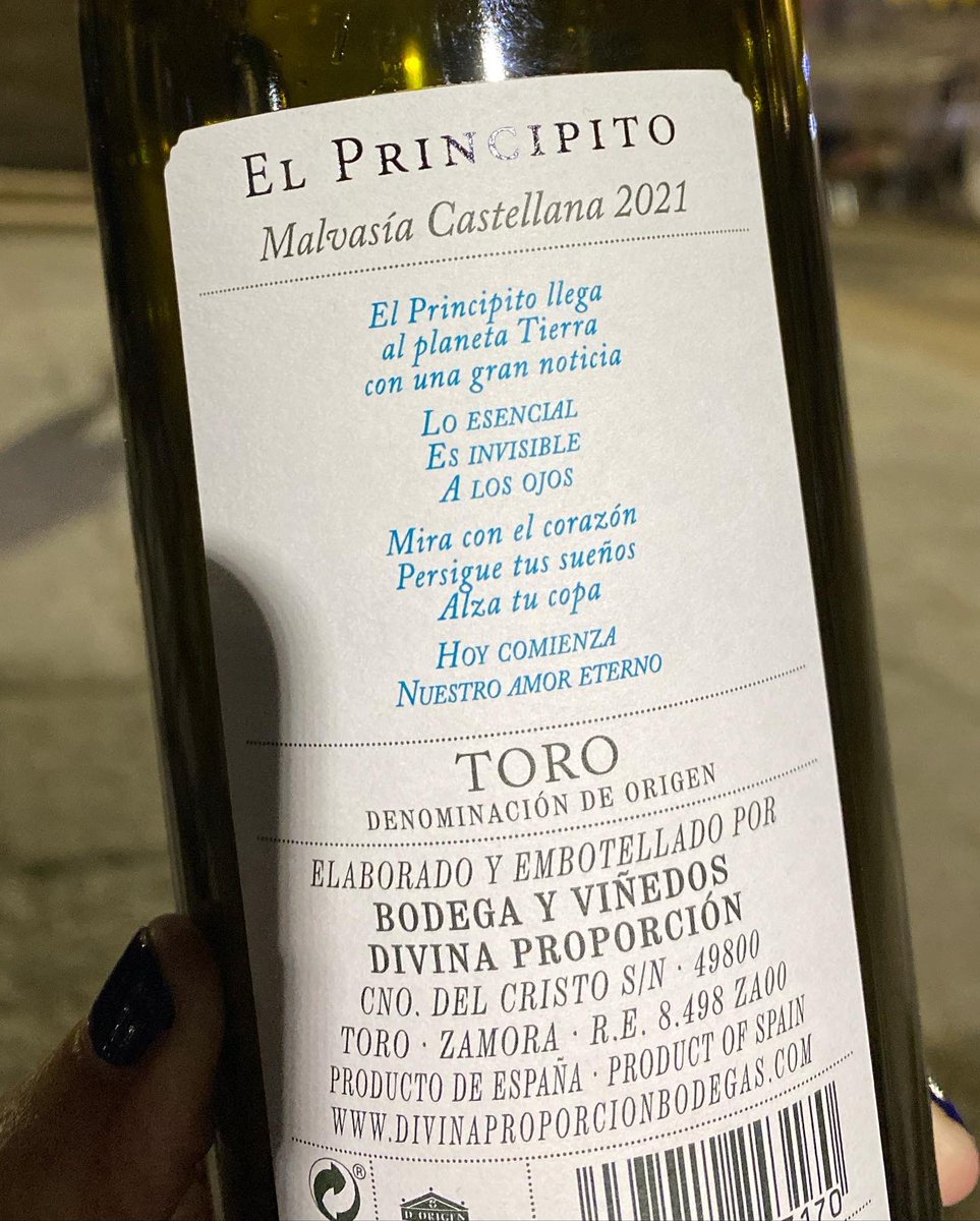 cristinasjr's tweet photo. 🥂💛🌟 Maravillosa etiqueta y
atención al mensaje a la vuelta
LO ESENCIAL ES INVISIBLE
#VinoElPrincipito #VinoBlanco
#Malvasía #Vendimia2022 @Toro_Ayto @TurismoToro @CyLesVida
@divproporcion
#LaBodegueraMásJovenDeEspaña
#VinoDeToro #DeToroAlMundo
#BodegaDivinaProporción https://t.co/BQp4FYbEBy
