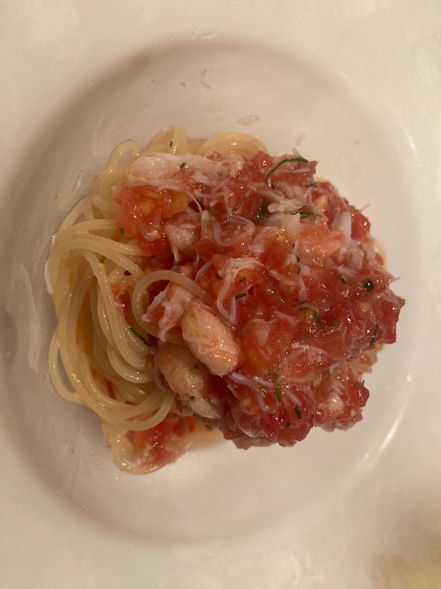 yusyabut's tweet photo. ズワイガニの冷製パスタが無敵すぎたイタリアン。 https://t.co/OsbqyTUgQG