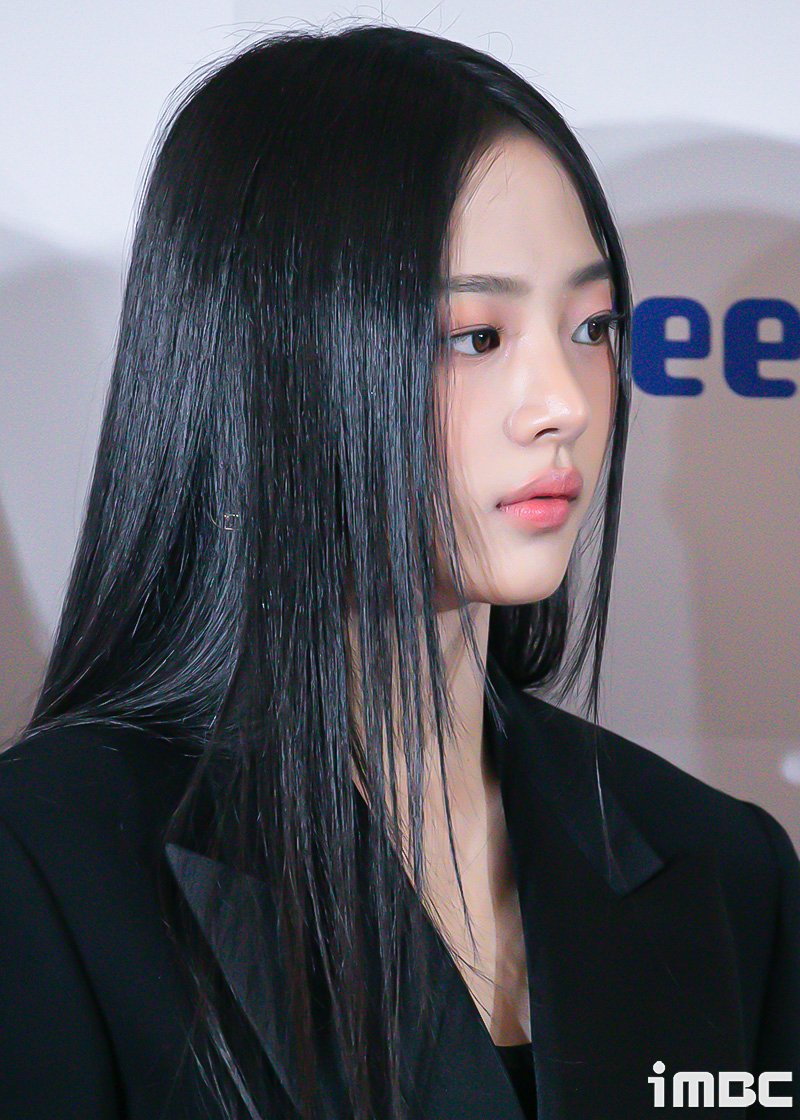 민지 어텐션 분위기 #뉴진스 #NewJeans #민지 [직찍]
enews.imbc.com/News/RetrieveN…