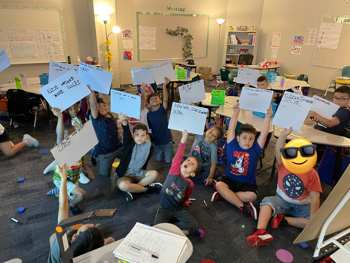 We love interactive writing time! It’s such an impactful time to teach and apply spelling strategies, handwriting skills, and phonemic awareness. <a href="/CFISDLieder/">Lieder Elementary</a> <a href="/CFISDPK1/">cfisdprimary</a> #liederleopardsarebettertogether