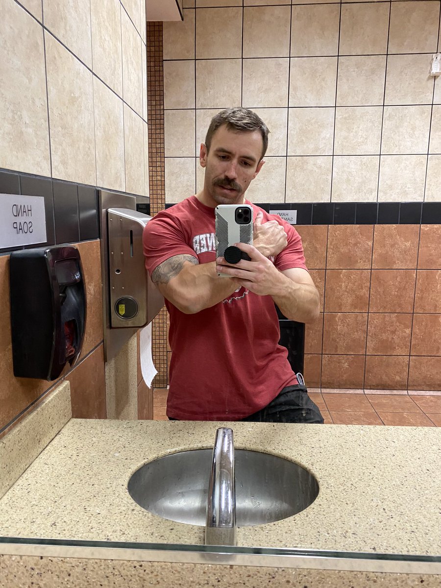 MetallMustache's tweet photo. Went and touched some grass and this happened #fitness #gym #mustache https://t.co/4YGAPRikwg