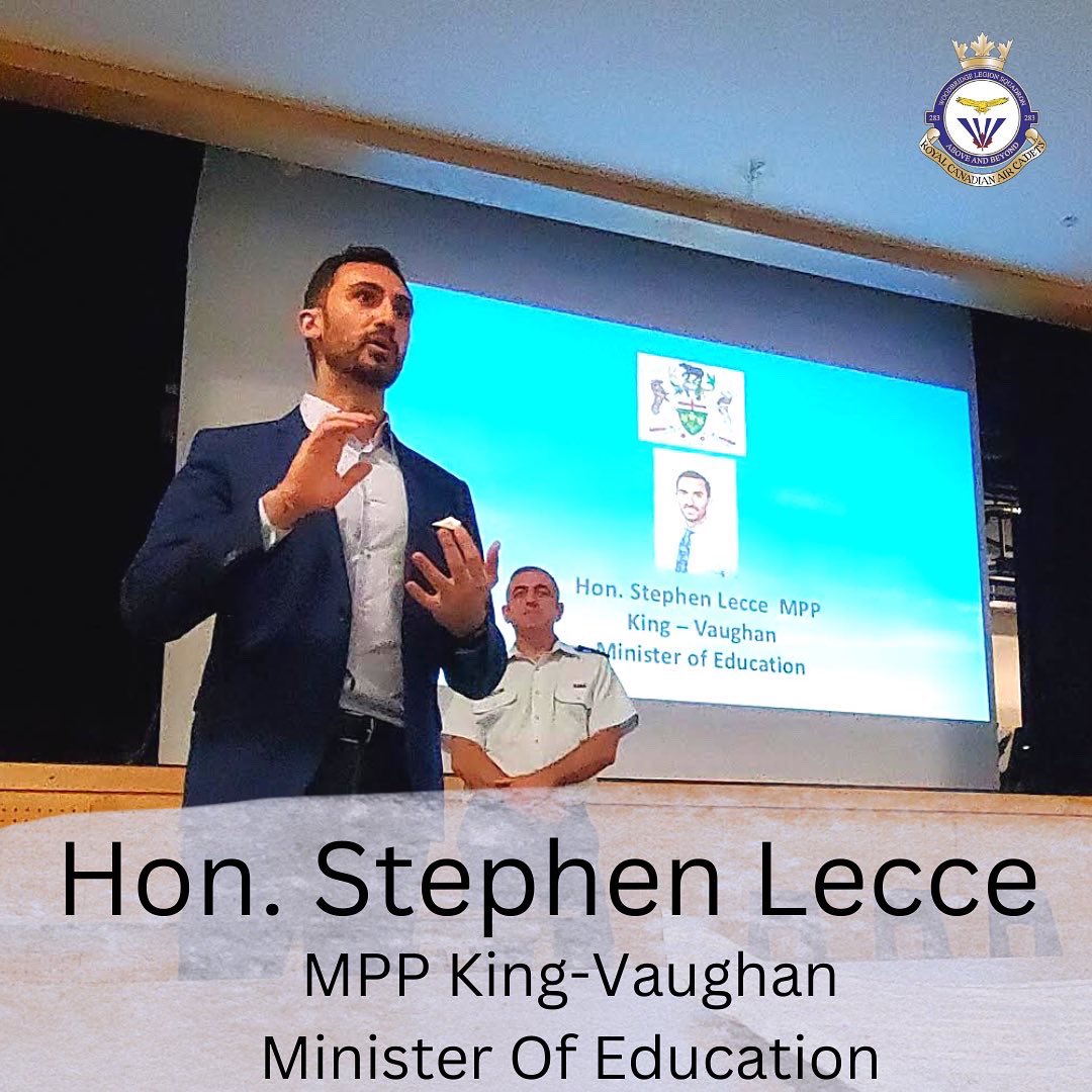 283AirCadets's tweet photo. 283 Sqn was honoured to have the Hon. Stephen Lecce, MPP for King-Vaughan & our Minister of Education visit us to speak with over 100 New Cadets and Parents, present us with the Flag of Ontario & inspect our Squadron. Thank you! @Sflecce #AirCadets #Cadets #CadetWeek #Vaughan https://t.co/SeGhME3Vg8