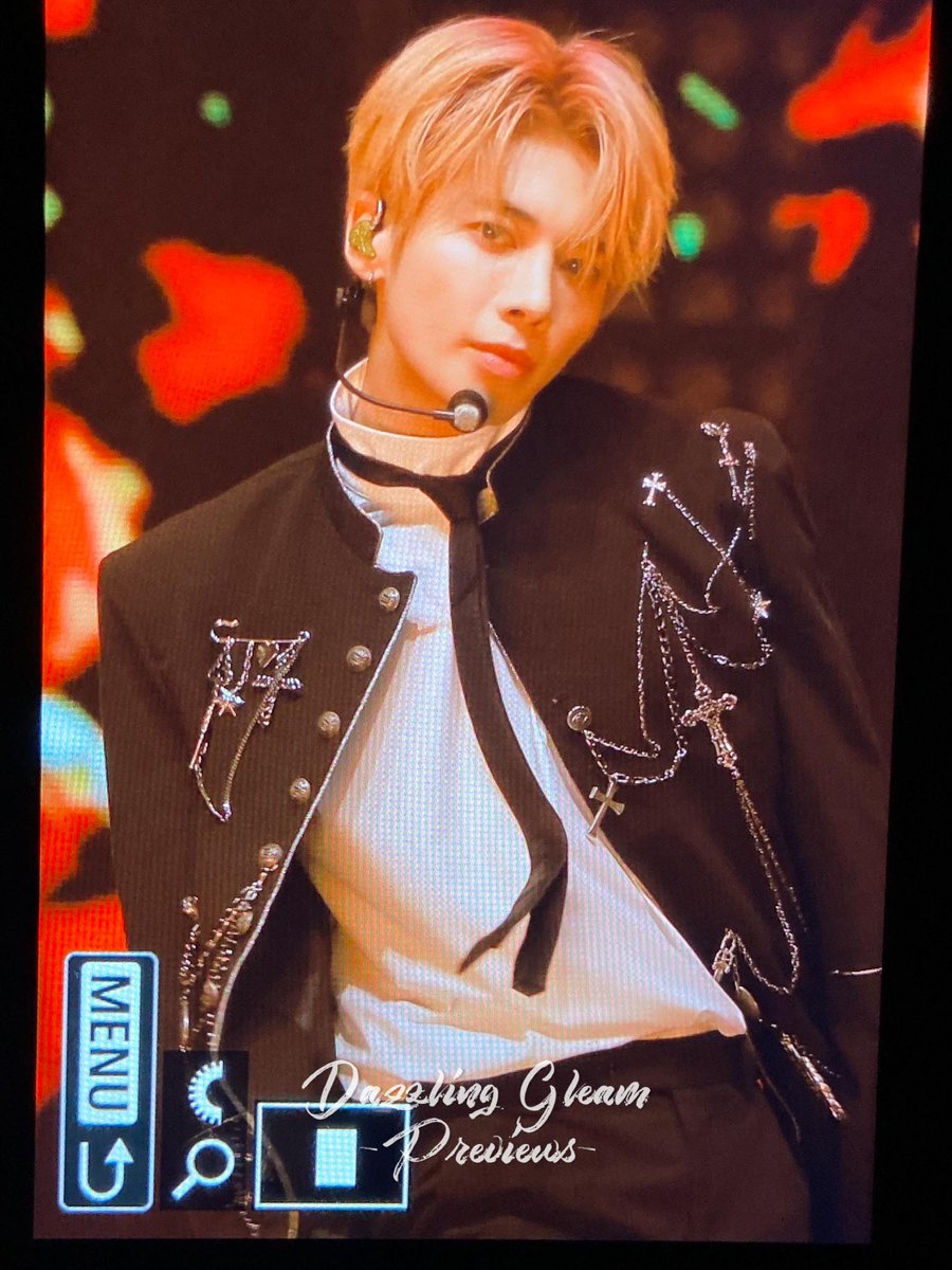 -𝒟𝒶𝓏𝓏𝓁𝑒✨ tweet media