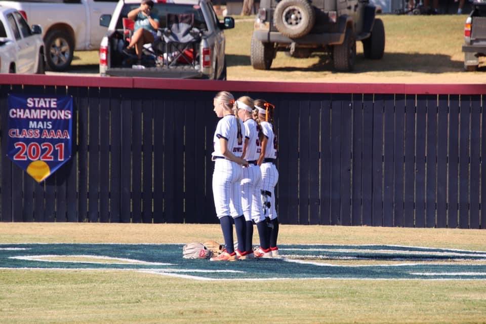 shelbyallen38's tweet photo. GAME 2 OF THE STATE CHAMPIONSHIP!!!! We play at 5 at Marshall Academy!
So proud of this team let’s go finish this!!
#bestrong #besolid https://t.co/v8FCClGobw