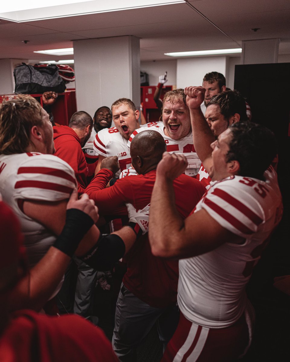 HuskerFootball's tweet photo. Victory Saturday 😁 https://t.co/WVdsFq2Mnl