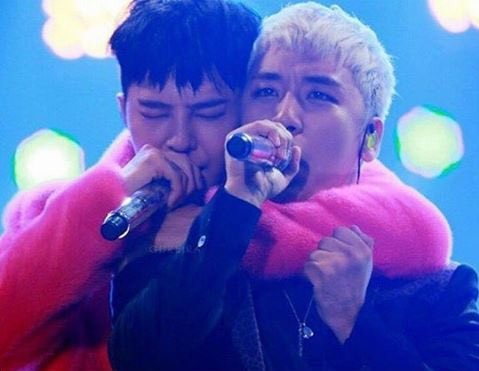 NYTGALLERY's tweet photo. without you...
#NYONGTORY #뇽토리 #GDVI https://t.co/vyLloSVa30