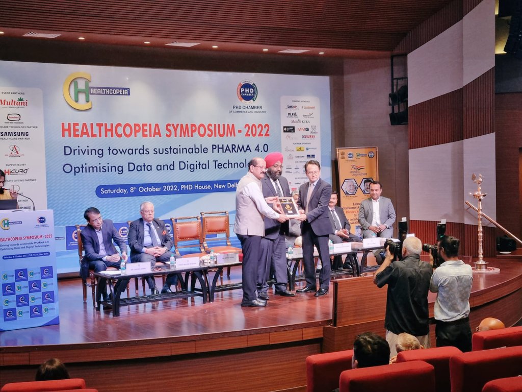 hitechhicura's tweet photo. A big day for #Healthcopeia. The Aware Consumer Magazine Launch - Magazine on Consumer Awareness on Dietary Supplements by National Dope Testing Laboratory, Govt.of India
#PHDChamber #MinistryofHealthandFamilyWelfare #NDTL #Consumer https://t.co/28JxrDxr95
