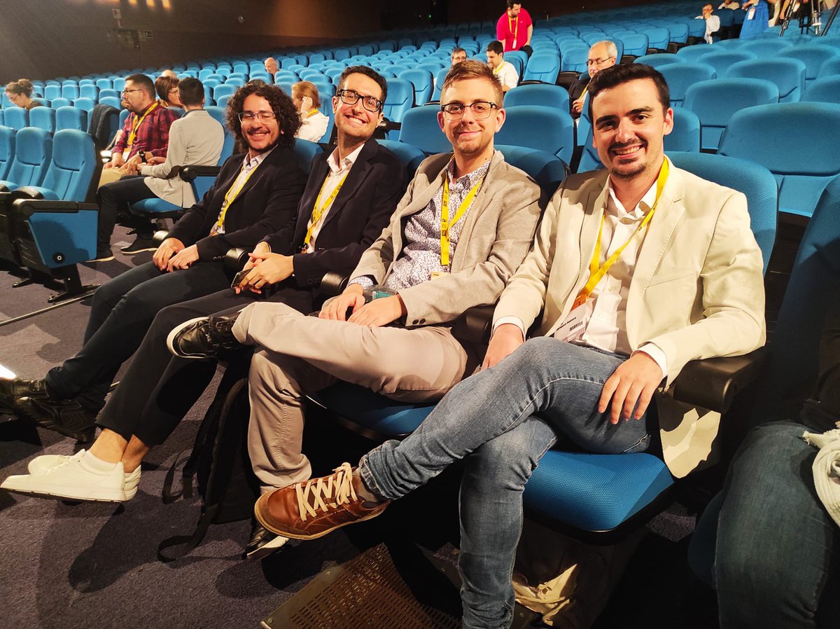 Cuatro murcianos entre las 6 mejores comunicaciones, suerte a todos!! #Hemato2022