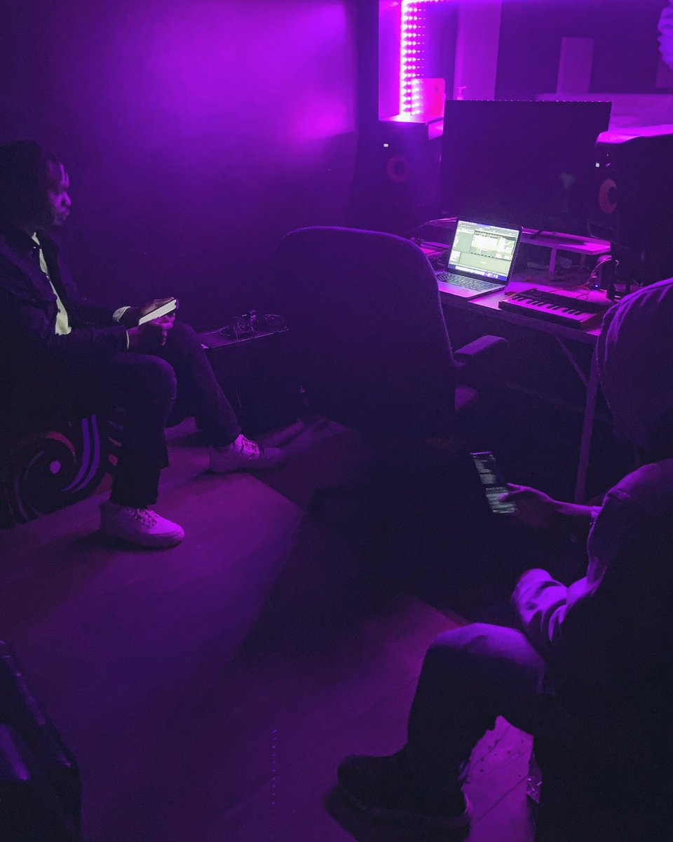 HYPEstudios tweet media