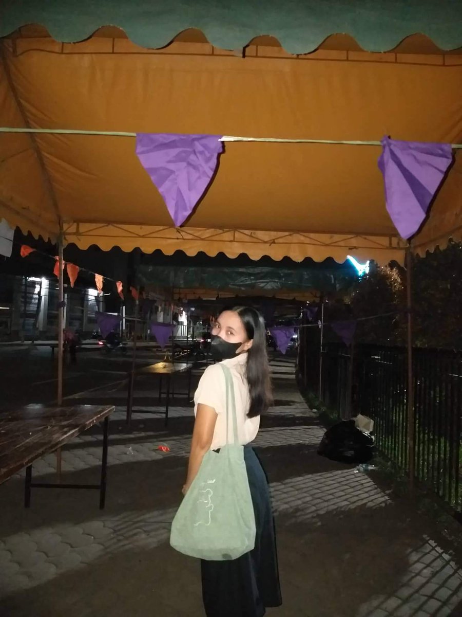 CreshRevilla's tweet photo. Sorry Im not into red flags hehe https://t.co/q8T3QtNFIz