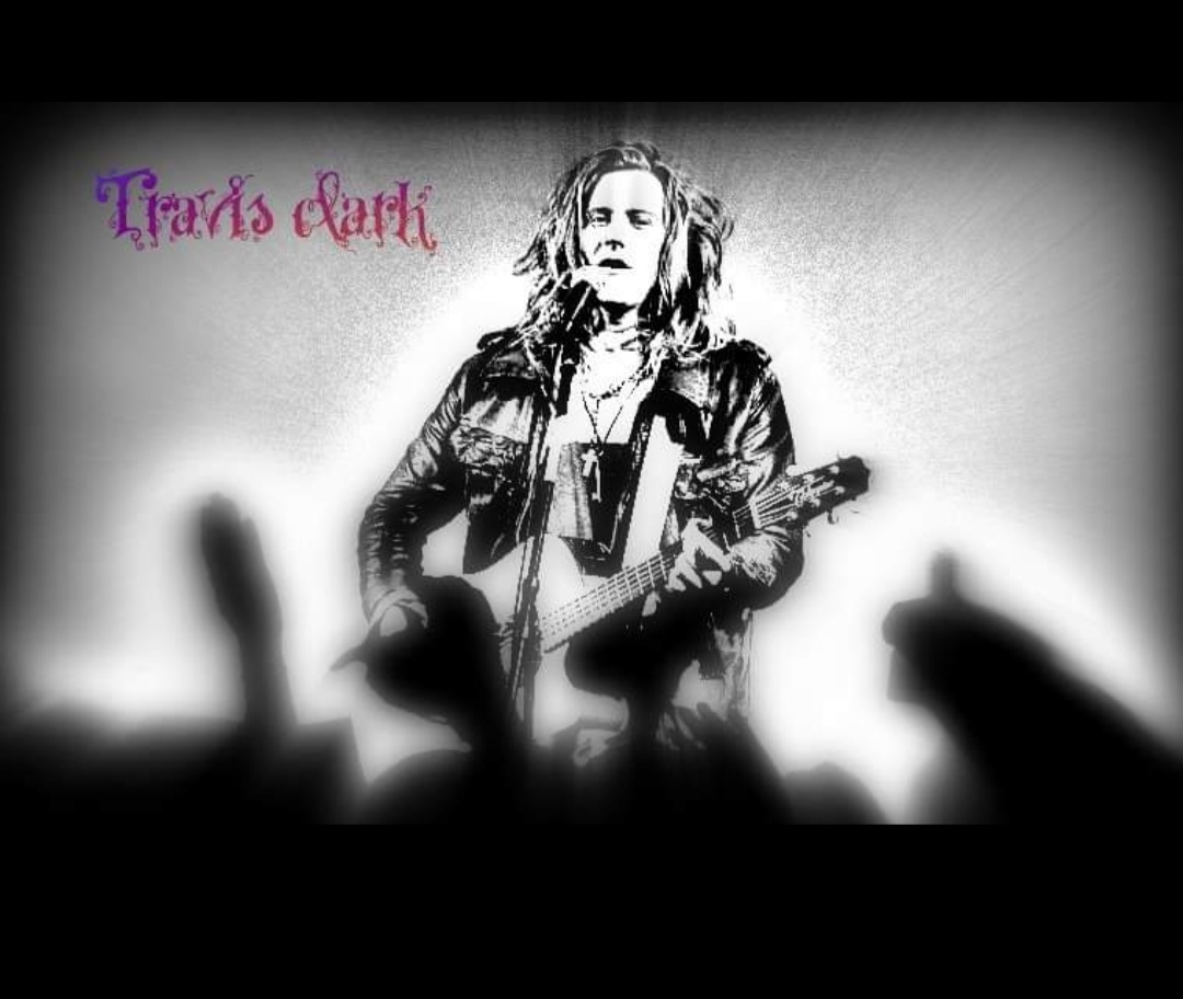 PaigeDonley's tweet image. @WeTheKings throw back to 2011 when @travisrclark had luscious hair,and when editing pictures like this was cool. Oh and @andygrammer was there too!