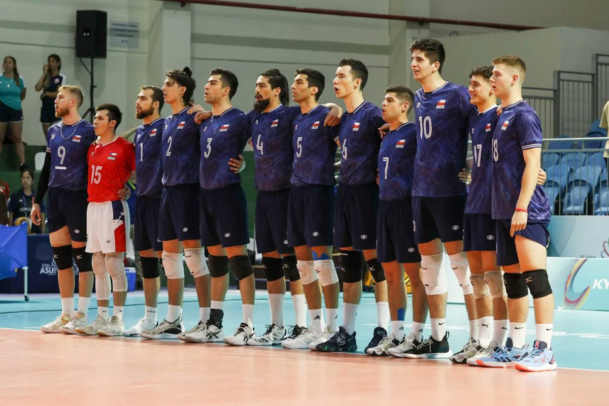 fevochi_oficial's tweet photo. Chile 🇨🇱 logra adjudicarse por primera vez en la historia la medalla de oro 🥇 en los Juegos Sudamericanos 🏐.

📸: @teamchile_coch

🏐🏐🏐🇨🇱🇨🇱🏐🏐🏐
✅✅✅✅✅✅✅✅

https://t.co/q4kYMptIog https://t.co/JHUHJwuzhe