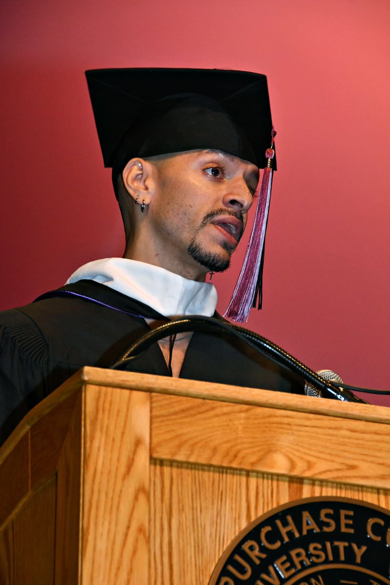 jasonrodriguezz's tweet photo. I had the honor to be Keynote Speaker for the Commencement of Classes 2020 and 2021 at Purchase College. 10 years ago after graduating I would have never thought for my voice to be deemed to be heard. Thank you @SUNY_Purchase I hope to be a strong example for these classes. https://t.co/9Sx5NuUP3z