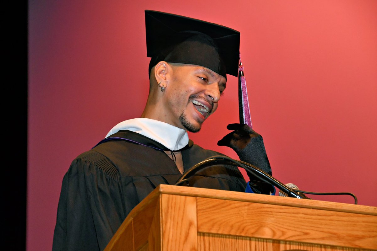 Jason A Rodriguez 🇩🇴 (@jasonrodriguezz) on Twitter photo I had the honor to be Keynote Speaker for the Commencement of Classes 2020 and 2021 at Purchase College. 10 years ago after graduating I would have never thought for my voice to be deemed to be heard. Thank you <a href="/SUNY_Purchase/">Purchase College, SUNY</a> I hope to be a strong example for these classes. I had the honor to be Keynote Speaker for the Commencement of Classes 2020 and 2021 at Purchase College. 10 years ago after graduating I would have never thought for my voice to be deemed to be heard. Thank you <a href="/SUNY_Purchase/">Purchase College, SUNY</a> I hope to be a strong example for these classes.