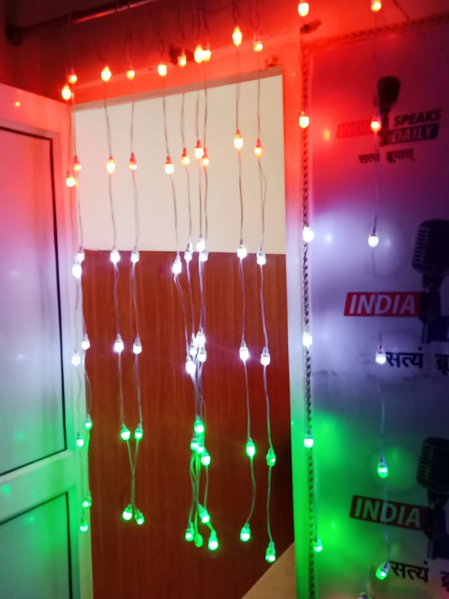 deo_mitul's tweet photo. कपोत पर स्वदेशी दीये/लरियाँ और झालरें उपलब्ध करवा दिया गया है। आप सभी इस दीपावली स्वदेशी दीये/लरियाँ और झालरें https://t.co/ChJYCmR0j4 से मंगवा सकते हैं। आर्डर करने के लिए लिंक:- https://t.co/Bfu4N58gAV https://t.co/8Aa1Ri3G58