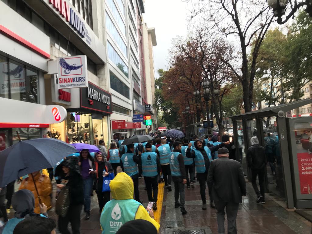 Bugünkü Kızılay Saha çalışmamız .
Umut damla damla yayılıyor.
<a href="/alibabacan/">Ali Babacan</a> <a href="/aliguven_06/">Ali Güven</a> <a href="/HanifiOzhan/">Hanifi Özhan</a> <a href="/fundaozer06/">Funda ÖZER</a> <a href="/hamza_aydogdu/">Hamza AYDOĞDU</a> @YusufGoctudeva
<a href="/yunkeles/">Yunus Keleş</a> <a href="/avugurakyuz/">Av. Uğur Akyüz</a>