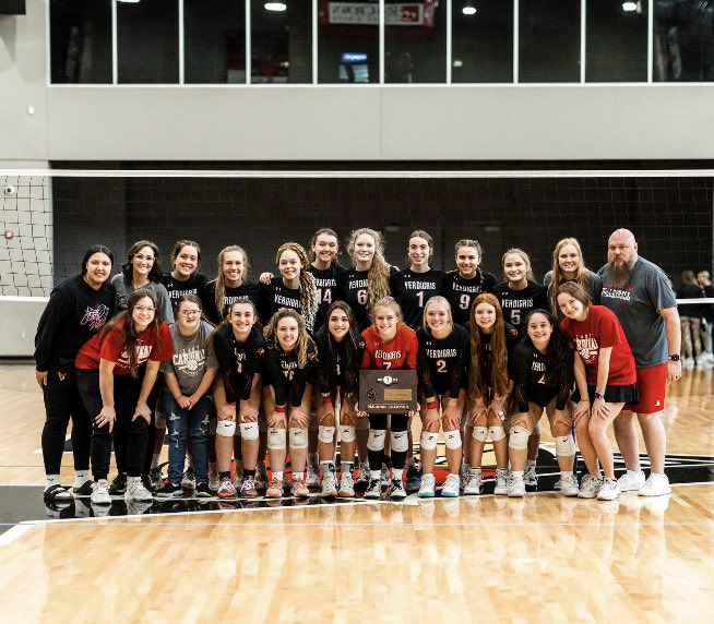 _logan_hamilton's tweet photo. Regional Champs!! Headed to state!!#lovethisteam https://t.co/vbqUXLiJii