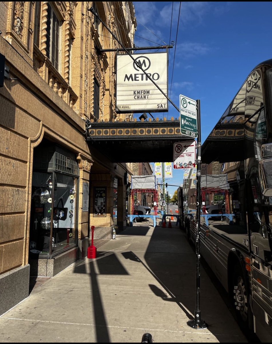 LuciaKMFDM's tweet photo. KMFDM In The Windy City Tonight, See You There 💋🤘🖤🙏@MetroChicago  @SaschaKMFDM #kmfdm #kmfdmsucks #kmdmlive #tour #saschakonietzko #luciacifarelli #andyselway #andeeblacksugar #ocelot #chant #hyena #newalbum @MetropolisRec https://t.co/R58QSEyELU