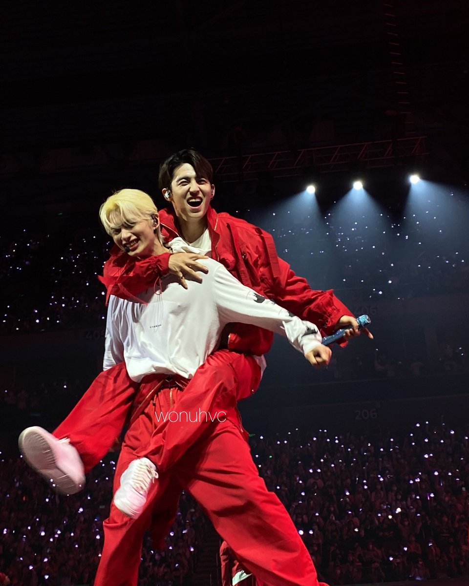 juncheolthinker's tweet image. LOOK AT THEIR SMILES 🥺