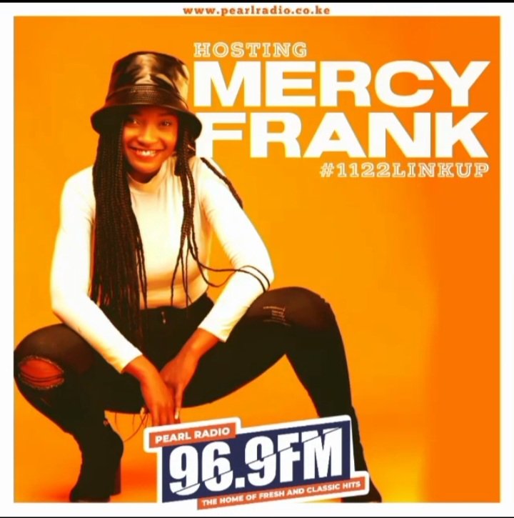 TheChampionGyal's tweet photo. Tonight's show is not one to miss!!! @ekodydda 🔥 and @mercy_frank_ 🔥 will be up in the place😃 START SENDING IN YOUR SONG REQUESTS! #Thelinkupshow , 7pm-11pm #pearlradio96.9fm, #newestrionradio📻 , #1122linkup https://t.co/VWRuUW36Yn