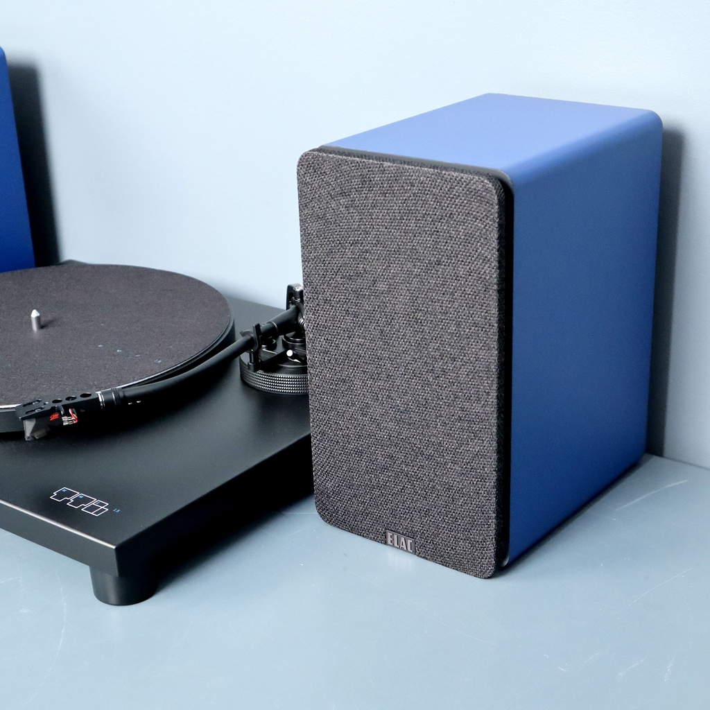 TurntableLab's tweet photo. Elac / Debut ConneX DCB41 Powered Speakers
↘ mid-fi active speakers w/ 100w, aptX Bluetooth, phono input, HDMI Arc, USB + more; avail in black / blue / walnut:
⫸ https://t.co/3rExLohjvE
@ELACaudio #elac #elacdebut #elacconnex #dcb41 #hifi #audiophile #ttlhifi https://t.co/NCHUm2IYs6