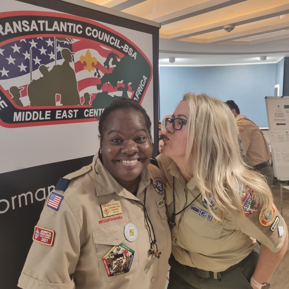 Rainyhort1's tweet photo. It's really cool when I meet up with friends and facilitate discussions with Professional Scouters. ☺️⚜️

#AnnualConference2022 
#InternationalScouting 
#ProgramsForYouth https://t.co/Ji4H6T1oQx