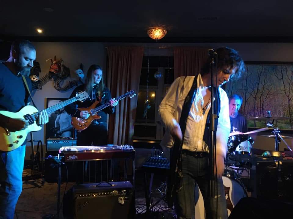 When coming up for 2 songs turns into 2 sets, I think it's safe to say it was a good night 😁🤘get out there and make some noise friends! 🎶🎶 #livemusic #Niagara