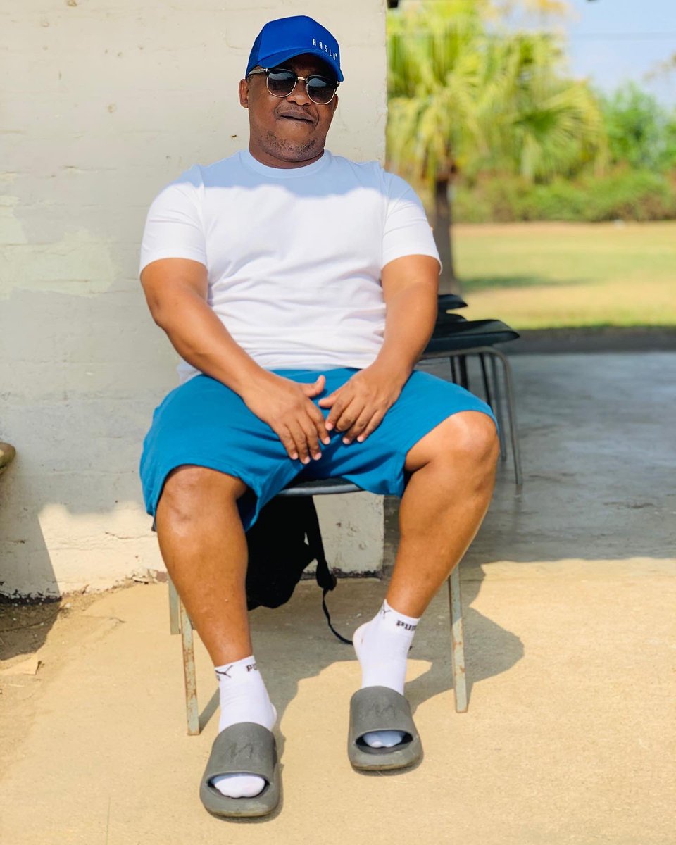 shadowswaziboy's tweet photo. Be happy where you are #thanksbye https://t.co/8vWOJIZNQy