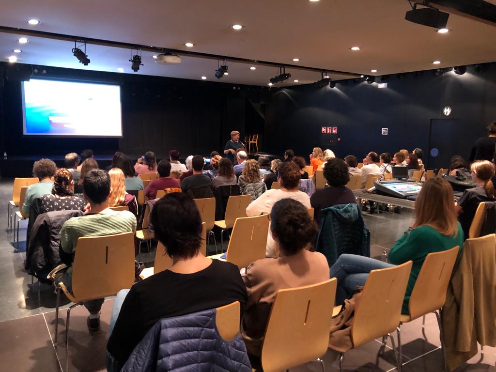 faberllull's tweet photo. Darrer dia de la residència Educació Inclusiva a #faberllull #Olot  amb la sessió de cloenda a la sala Torín. Motivació i aprenentatge, Disseny Universal i Materials de baix cost per a aules multisensorials  @Olotuit, @olotciutatedu, @xapeicat https://t.co/giYw0eZFXw