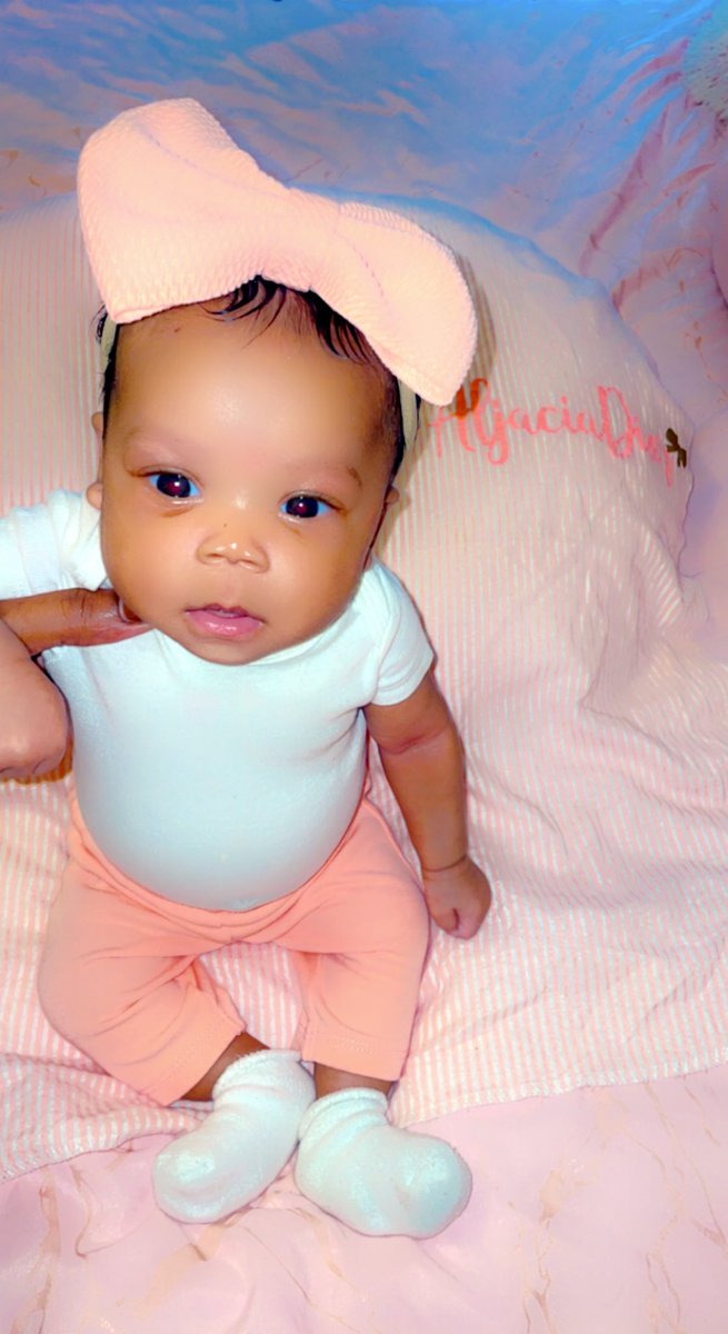 SolodoloAg's tweet photo. Mommy’s little girl!🥰💕🫶🏾 https://t.co/zvyMbPpkGx