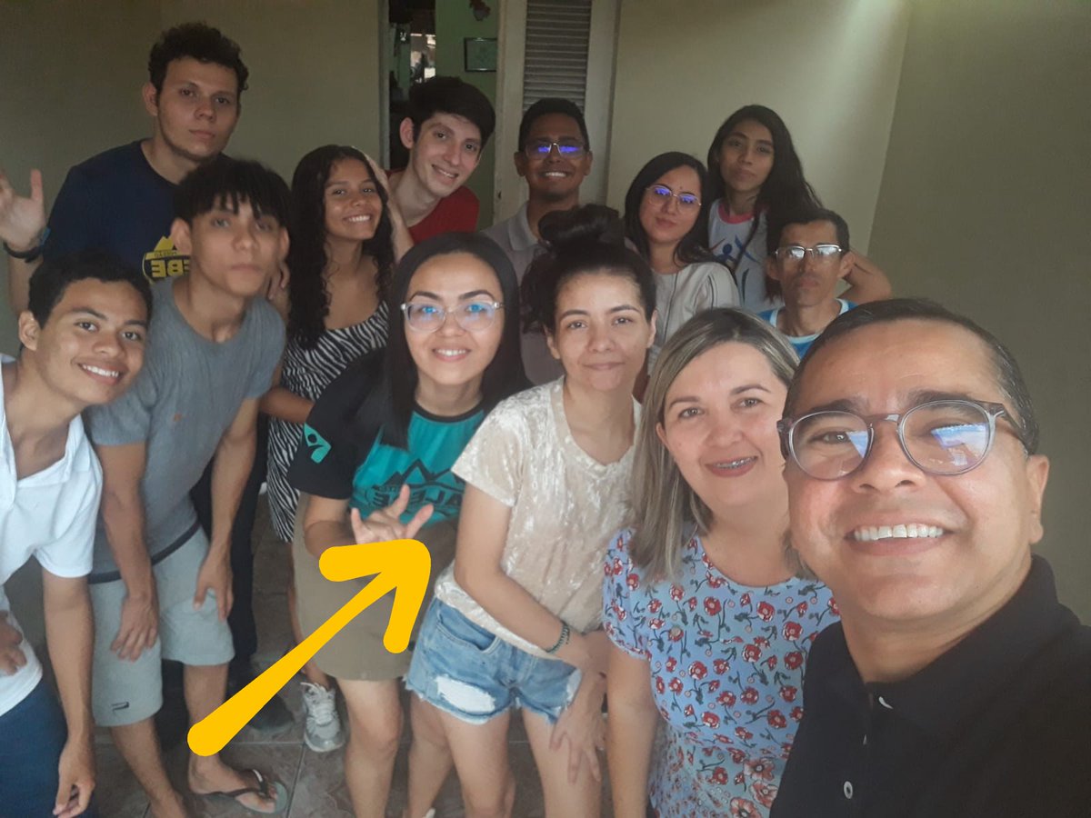 Esse grupo de jovens dão estudos bíblicos para surdos. Sabrina é surda mas não impossibilitada de conhecer a esperança. A IASD desenvolve ações de inclusão através do <a href="/map/">s</a>.dsa (Ministério Adventista das Possibilidades) e Sabrina já é uma beneficiada desse ministério.