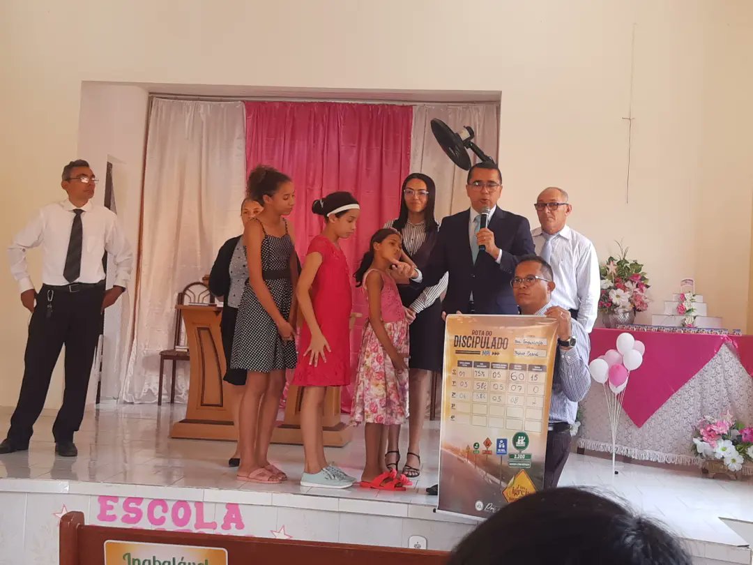 Maria Clara, Rebecca e Layane fazem parte das novas gerações e também dos novos conversos.  
Ajudar as novas gerações a entender a jornada cristã é a melhor forma de ajudá-los a permanecerem firmes na fé. A Rota do Discipulado tem sido um caminho facilitador nesse processo.