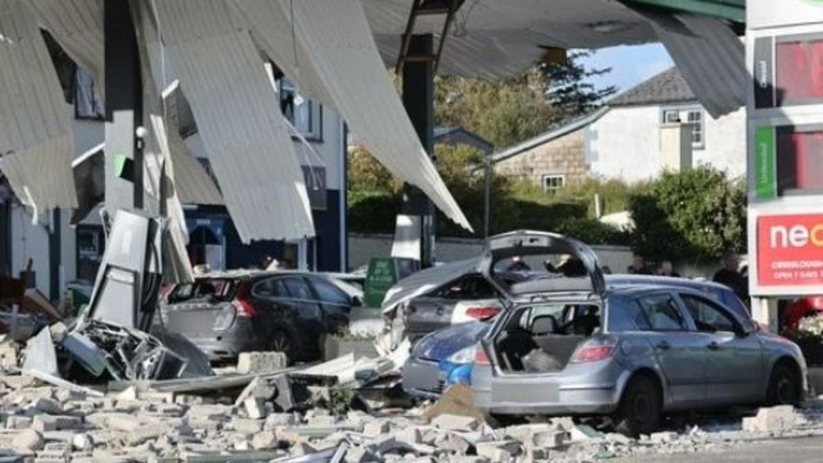 Tragédie en Irlande : sept personnes tuées lors d'une explosion dans une station-service tf1info.fr/international/…